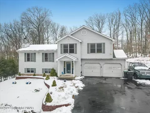 229 Escoll Dr, East Stroudsburg, PA 18301