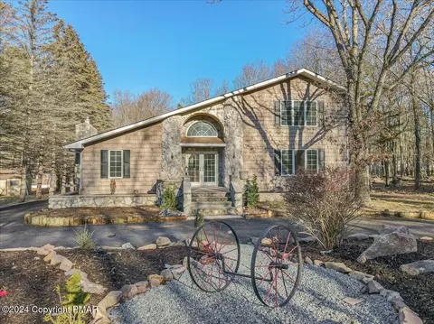 48 Long Brook Way, Albrightsville, PA 18210