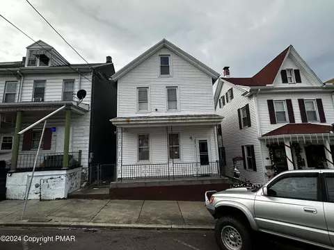 308 S Beech St, Mount Carmel, PA 17851