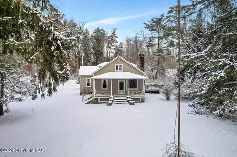 261 Merry Hl, Cresco, PA 18326
