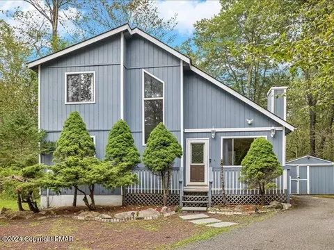 107 Douglas Fir Ln, Tobyhanna, PA 18466