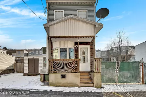 416 W South St, Mahanoy City, PA 17948