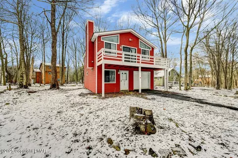 3225 Carobeth Dr, Tobyhanna, PA 18466