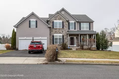 2808 Clark Pl, Easton, PA 18040