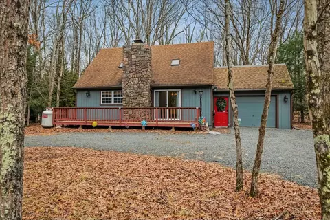 944 Old Stage Rd, Albrightsville, PA 18210