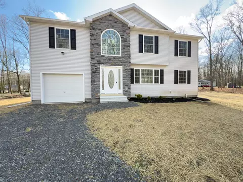 3338 Masons Ln, East Stroudsburg, PA 18302