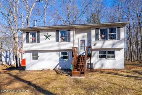 530 Pepper Rd, East Stroudsburg, PA 18302