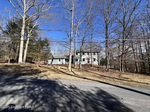 3127 Gabrielle Ln, East Stroudsburg, PA 18301