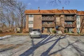 1590 Alta Dr, Whitehall, PA 18052