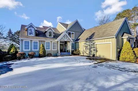 117 Jack Pine Ln, Pocono Pines, PA 18350