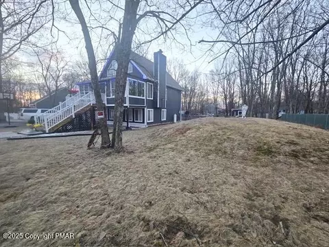 1113 Steele Cir, Bushkill, PA 18324 photo 35