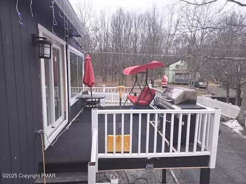 1113 Steele Cir, Bushkill, PA 18324 photo 34