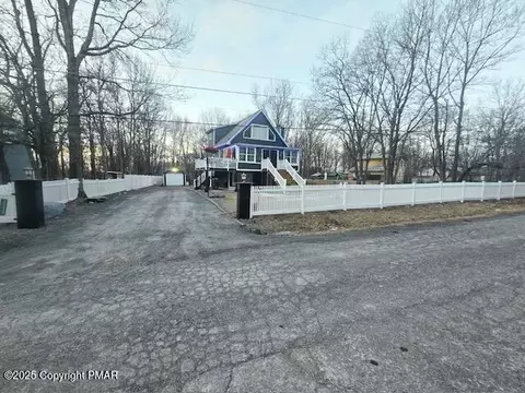 1113 Steele Cir, Bushkill, PA 18324 photo 36