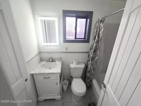 1113 Steele Cir, Bushkill, PA 18324 photo 18