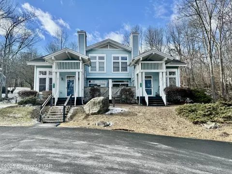 210 Abbington Dr, East Stroudsburg, PA 18302