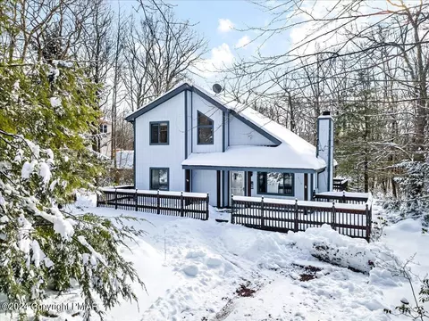157 Mountain View Dr, Jim Thorpe, PA 18229