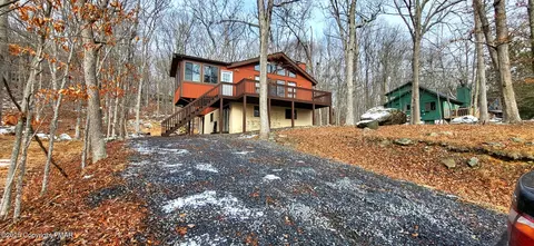 5905 Decker Rd, Bushkill, PA 18324 photo 2