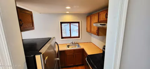 5905 Decker Rd, Bushkill, PA 18324 photo 7
