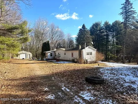 126 Martindale Ct, Saylorsburg, PA 18353