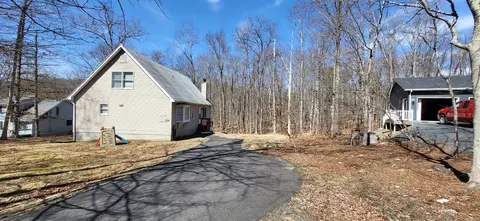 154 Dunchurch Dr, Bushkill, PA 18324 photo 48