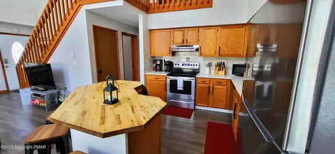 154 Dunchurch Dr, Bushkill, PA 18324 photo 10