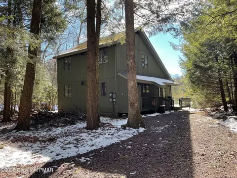 138 Longfellow Cir, Albrightsville, PA 18210