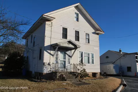 630 N Courtland St, East Stroudsburg, PA 18301