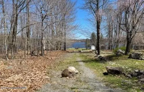 lot20 Marina Dr, Tobyhanna, PA 18466