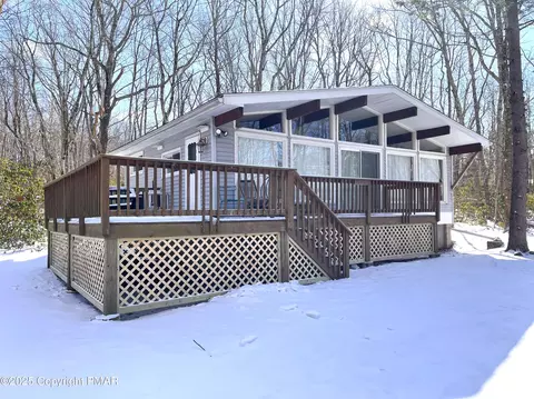 6 Boxwood Cir, Jim Thorpe, PA 18229