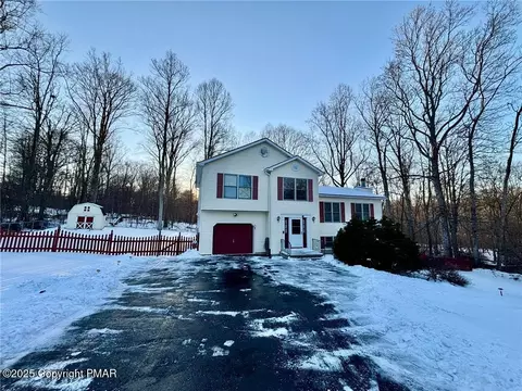 299 W Northpark Dr, East Stroudsburg, PA 18302