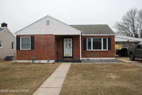 1249 Rye St, Allentown, PA 18103
