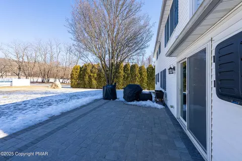 346 E Center St, Wind Gap, PA 18091 photo 47