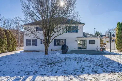 346 E Center St, Wind Gap, PA 18091 photo 46