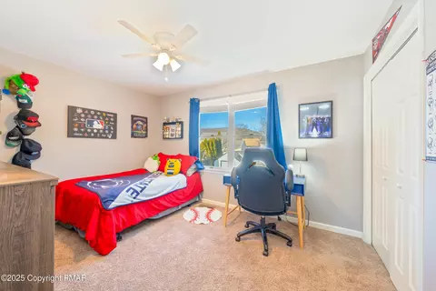 346 E Center St, Wind Gap, PA 18091 photo 34