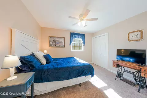 346 E Center St, Wind Gap, PA 18091 photo 36