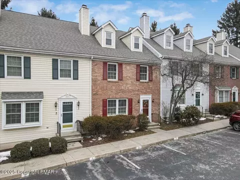 112 Eaglesmere Cir, East Stroudsburg, PA 18301