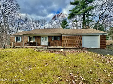 12146 Big Buck Ln, East Stroudsburg, PA 18302