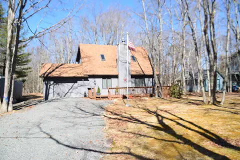 60 Keats Ln, Albrightsville, PA 18210