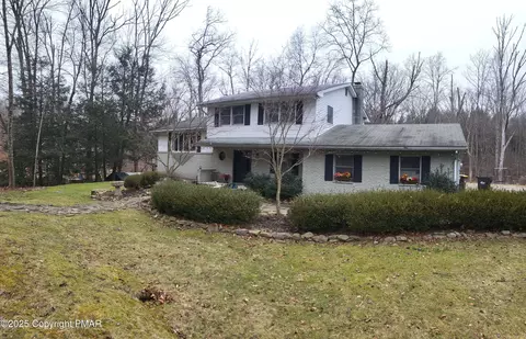 66 Bull Pine Rd, East Stroudsburg, PA 18302