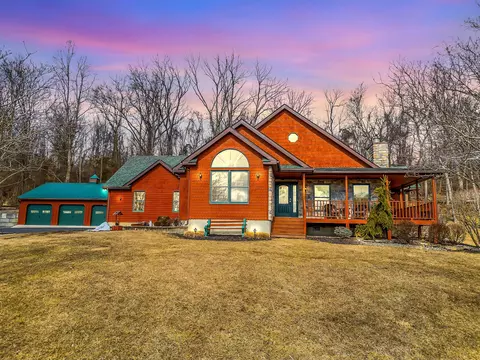 1872 River Rd, Mount Bethel, PA 18343