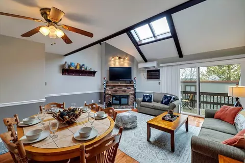 5 Middle Village Way, Tannersville, PA 18372
