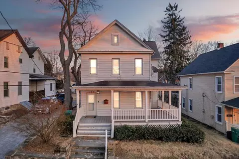 189 Analomink St, East Stroudsburg, PA 18301