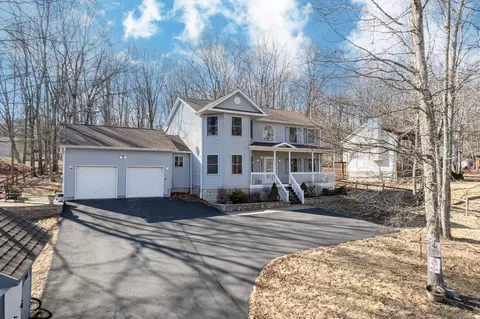 Exterior - 173 Murphy Cir, Bushkill, PA 18324 photo 5 of 8