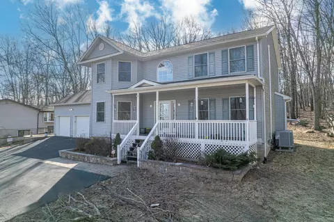 Exterior - 173 Murphy Cir, Bushkill, PA 18324 photo 3 of 8