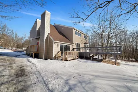 180 Lamsden Dr, Albrightsville, PA 18210