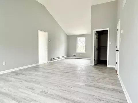 Bedroom - 1212 Falls Rd, Bushkill, PA 18324 photo 1 of 4
