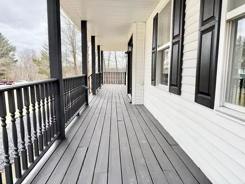 Exterior - 1212 Falls Rd, Bushkill, PA 18324 photo 6 of 8
