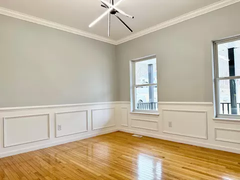Living - 1212 Falls Rd, Bushkill, PA 18324 photo 2 of 11