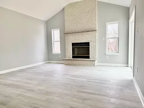Living - 1212 Falls Rd, Bushkill, PA 18324 photo 4 of 11
