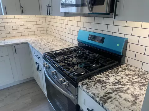 Kitchen - 1212 Falls Rd, Bushkill, PA 18324 photo 7 of 8